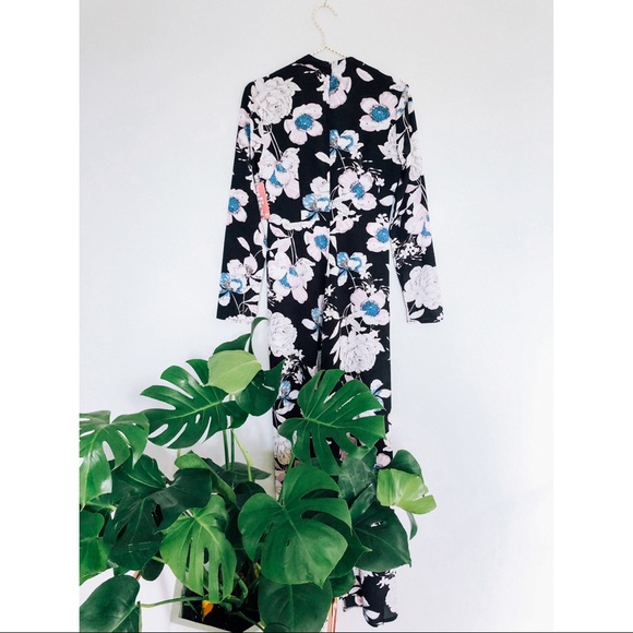 Floral Robe Romper from Calico - Picture 2 of 2